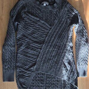 Evolution by Cyrus Textured Sweater | Size S | Asymmetrical Hem Olive Gray